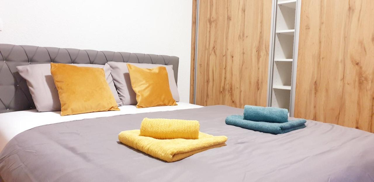 R-Residency Ll Apartman Banja Luka Kültér fotó