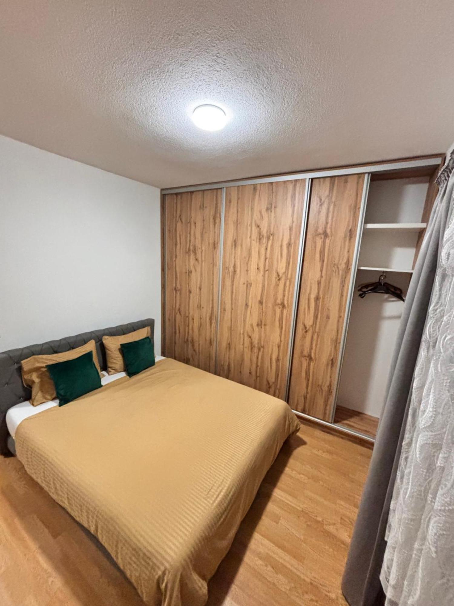 R-Residency Ll Apartman Banja Luka Kültér fotó