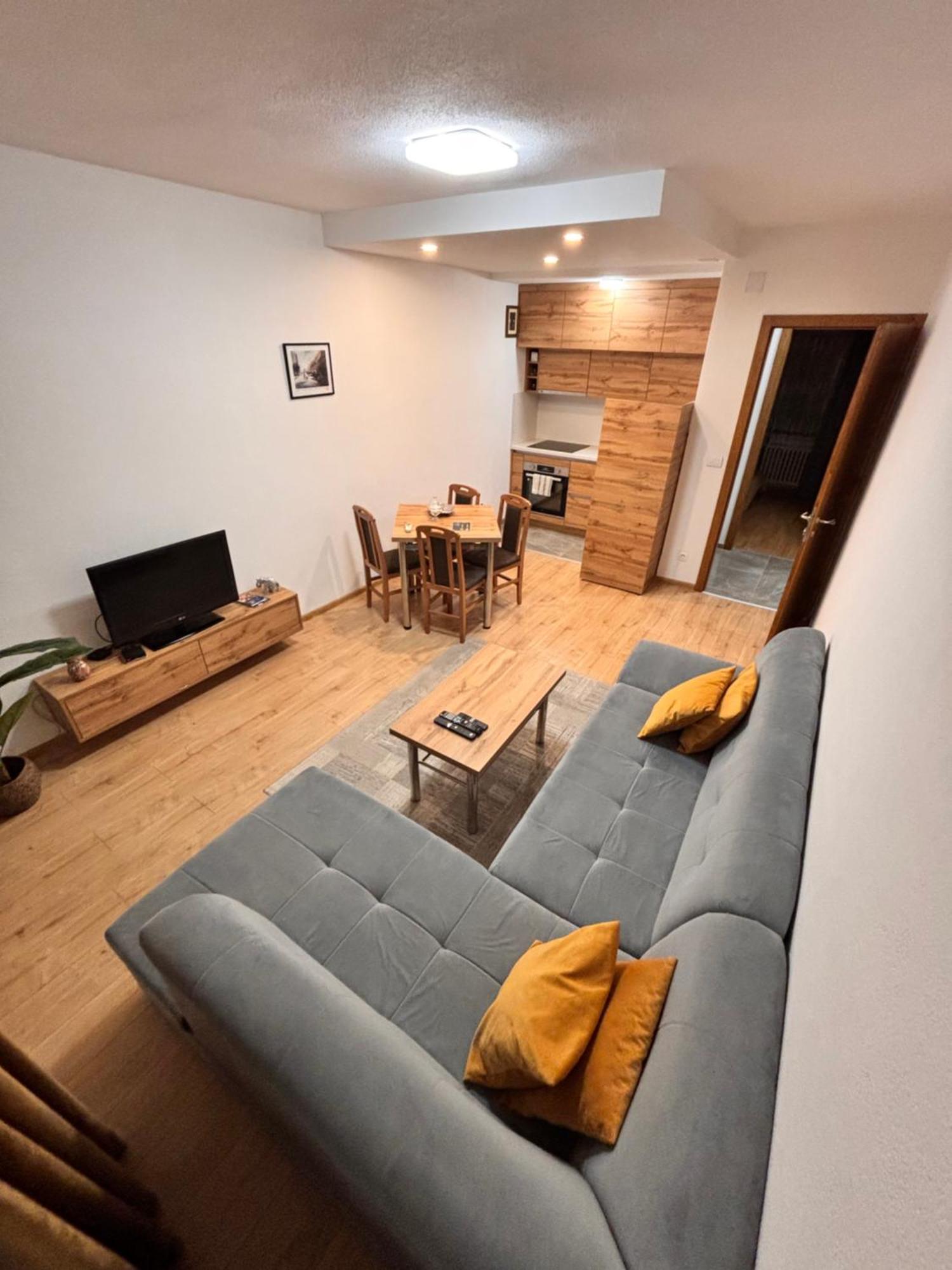 R-Residency Ll Apartman Banja Luka Kültér fotó